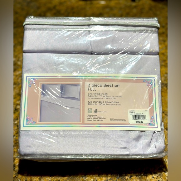 LULU & COCO Pastel Purple - 3 Piece Sheet Set - Picture 2 of 2